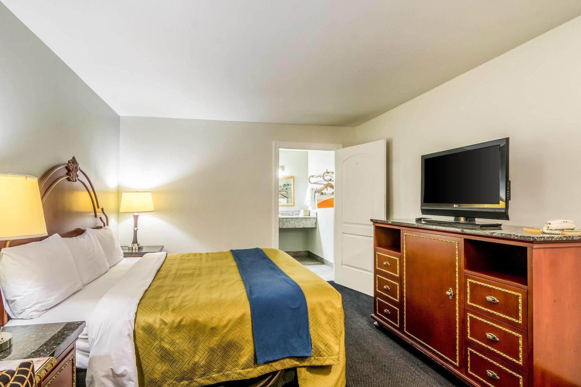 Rodeway Inn พอร์เทจ ภายนอก รูปภาพ