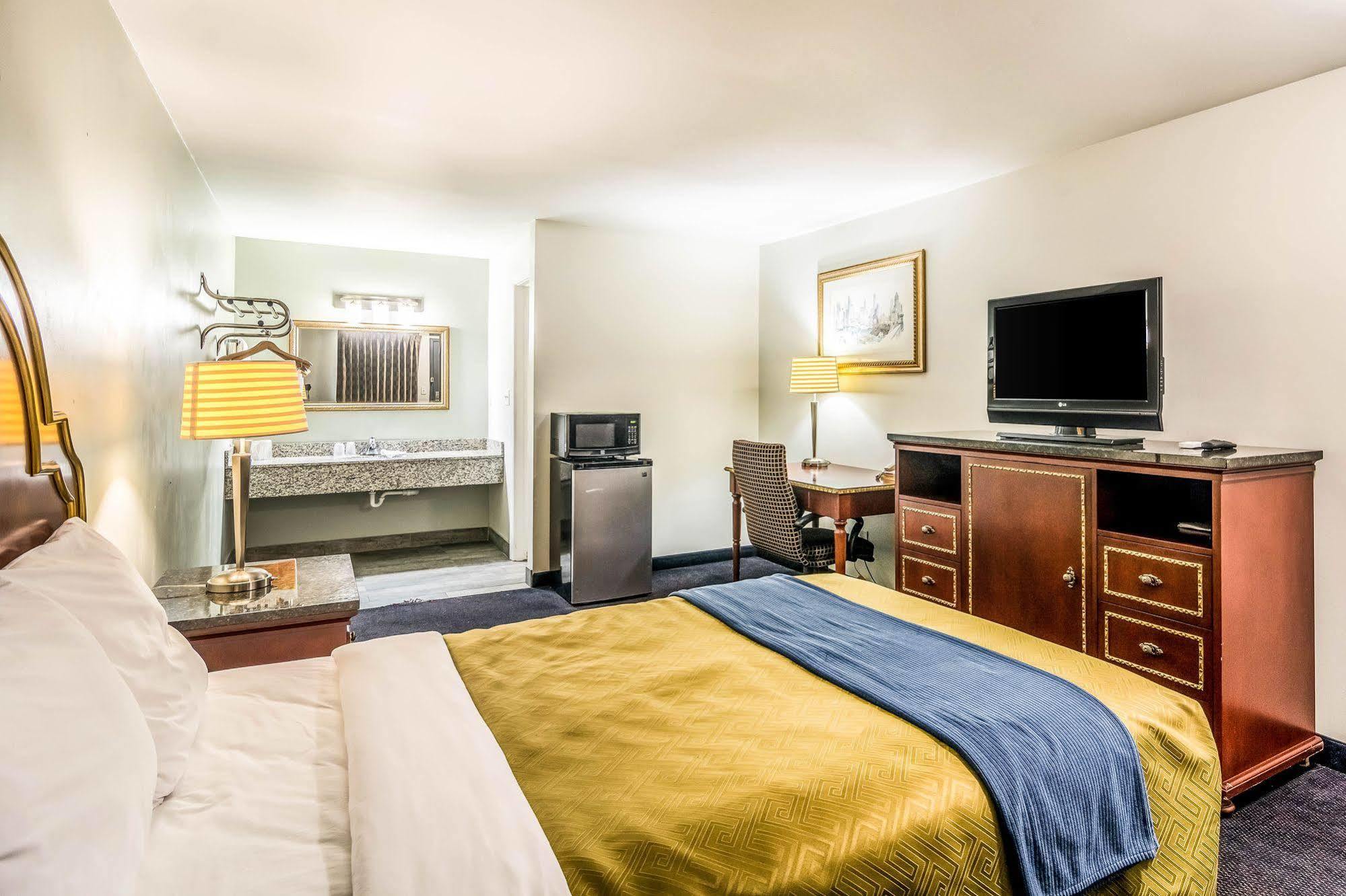Rodeway Inn พอร์เทจ ภายนอก รูปภาพ